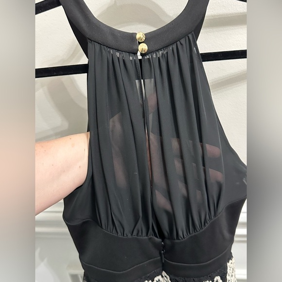 Guess Black and White Lace Mini Halter Key Hole Sheer Back Dress size 2 - Picture 5 of 8